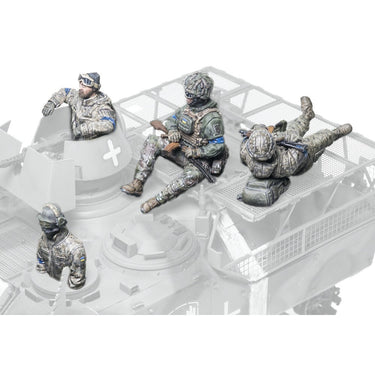 AFV HF772 1/35 Ukrainian YPR-765 PRI.50 APC Crew 4 Figures